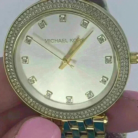 NEW! Michael Kors Gold Watch. Never worn. - Picture 7 of 8